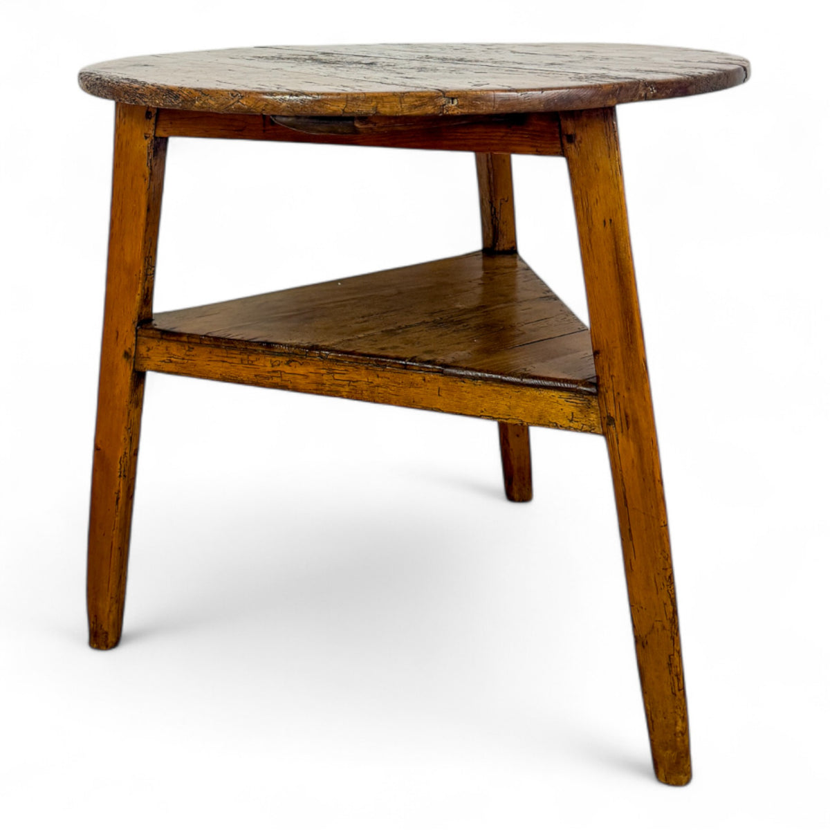 Cricket Table with Triangular Undertier