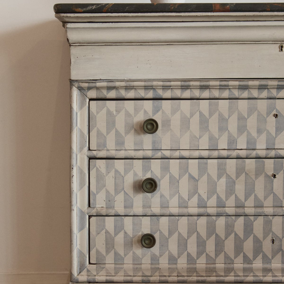 Painted Geometric Front Chest
