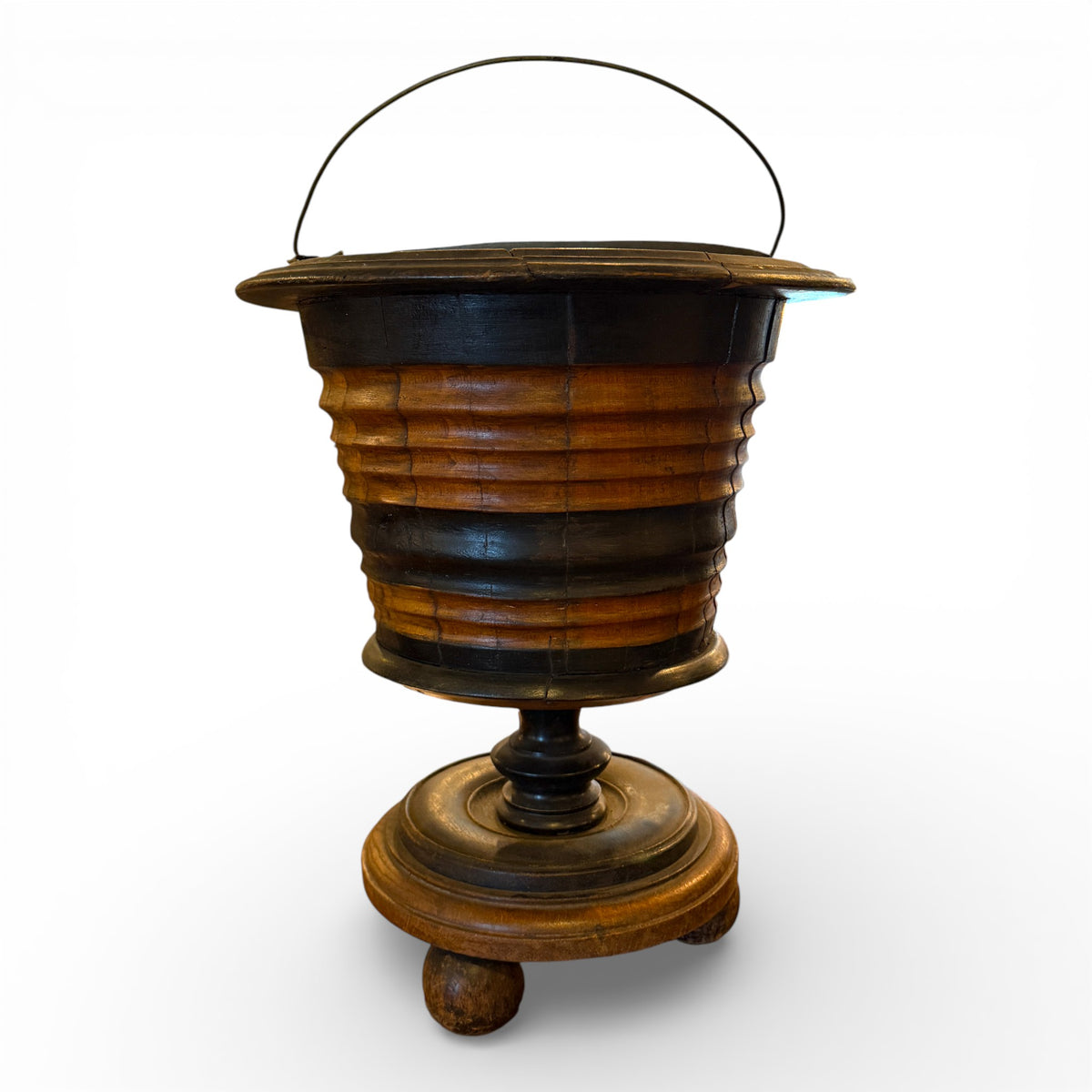 Walnut and Ebonized Walnut Teestoff