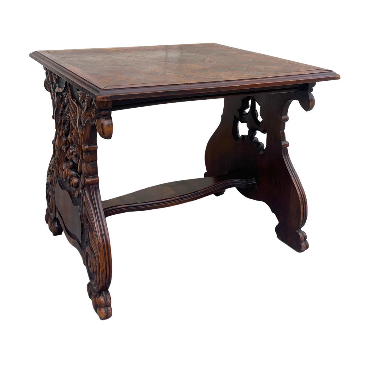 Eagles Nest Table